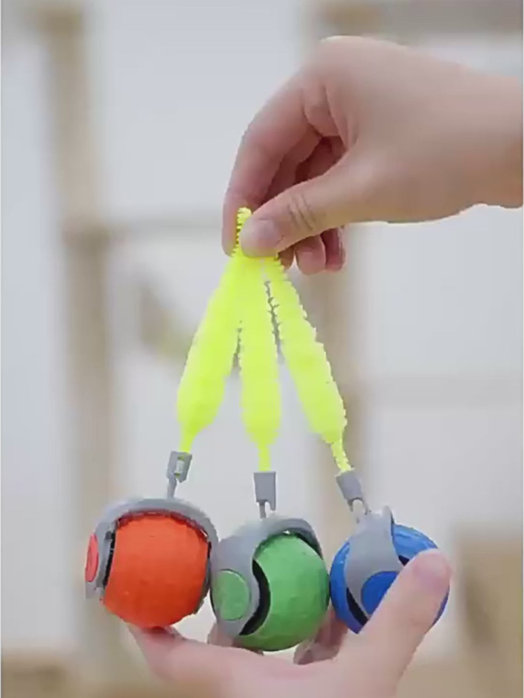 Electric rolling ball